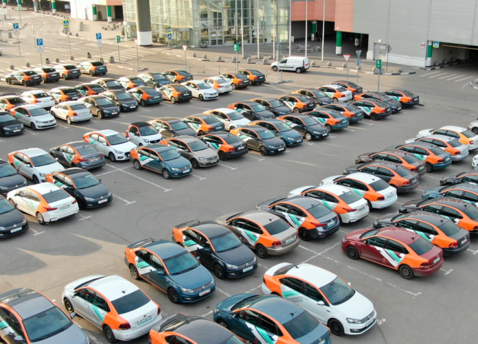 Число пользователей каршеринга достигло почти 10 млн человек