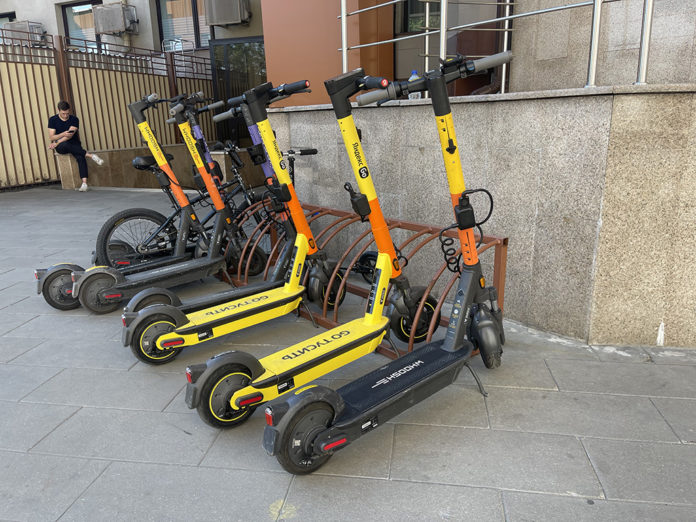 кикшеринг, связь