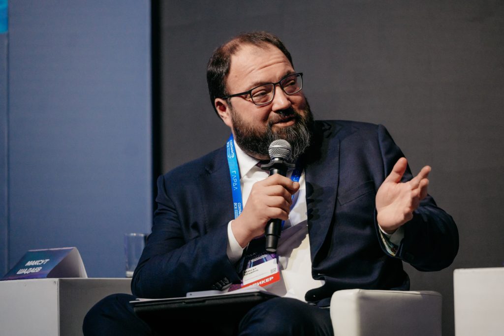 Штрафы и инвестиции в борьбе за данные