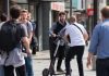 Школьник решил спасти пешеходов от столкновений с несущимися самокатами