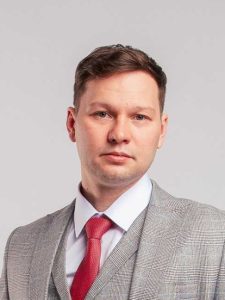 Угнать данные каршеринга за 30 минут